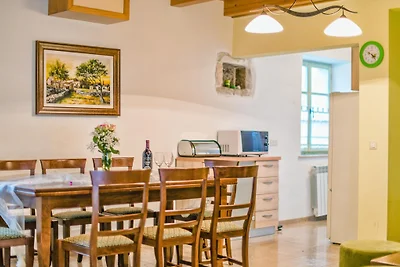 Tierfreundliche Villa Bubani