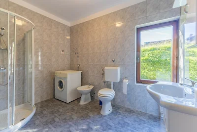 App Maria Buzet with shared pool