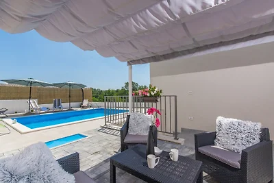 Villa Angelina