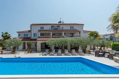 Vacanza Speranza con piscina