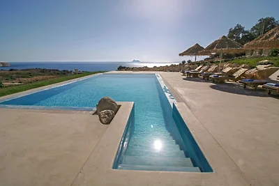 Luxusvilla Komos mit beheiztem pool