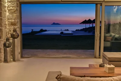 Luxusvilla Komos mit beheiztem pool