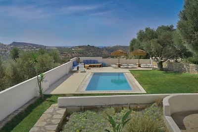 Hermosa villa Aspruga, piscina