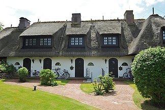HAUS ROBIN HOOD
