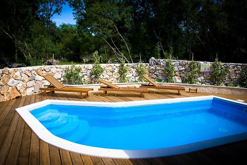 Villa Rustica mit Pool