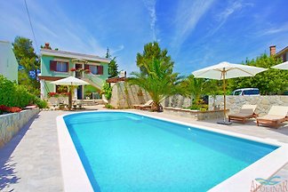 Appartement Dinka, Malinska, Porat