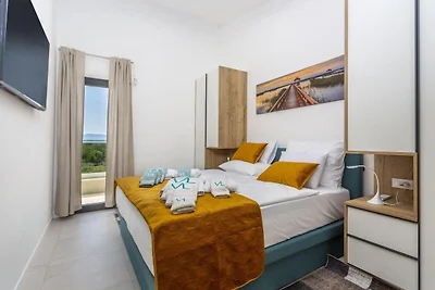 Luxurios in Villa Luna