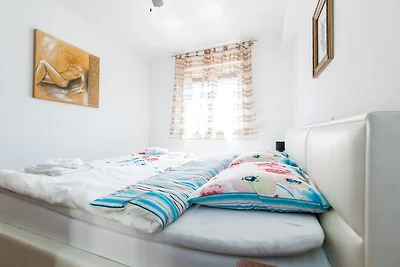 in Zentrum von Malinska