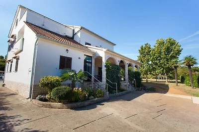 Wohnung Arbanas mit Pool