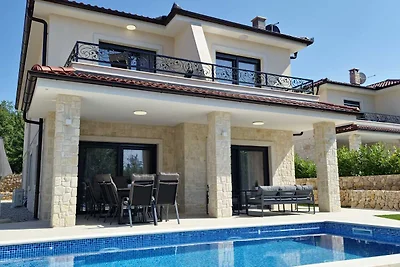 Neue  Villa Laura  im Malinska