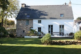 Gepflegtes Ferienhaus in Meernähe