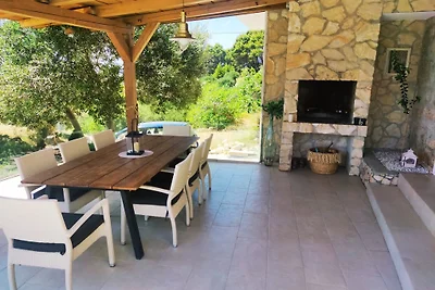 Villa Mia mit Pool bis 9 Personen