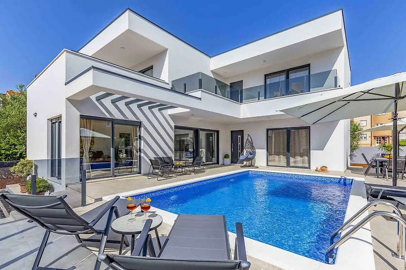 Neubau Villa Vilic mit Pool