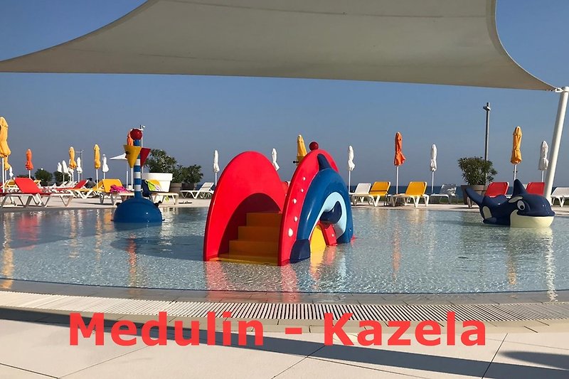 Strand Kazela, Medulin