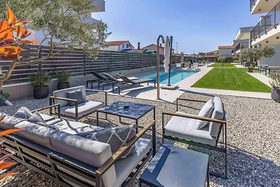 0712/ Caci-A1 mit Pool