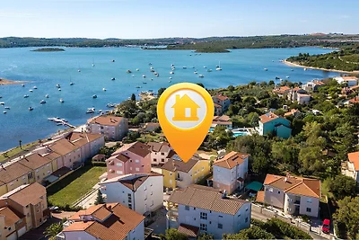 0001/ Julian, Haus Stephan