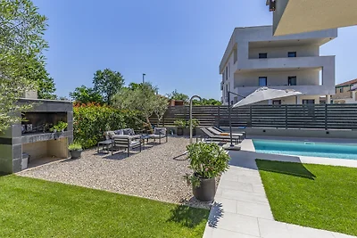 0713/ Caci-A2 mit Pool