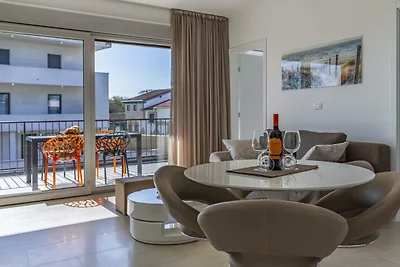 0712/ Caci-A1 mit Pool