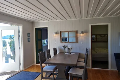 Casa de vacaciones junto al fiordo- playa propia