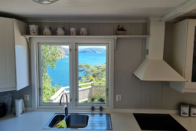 Casa de vacaciones junto al fiordo- playa propia