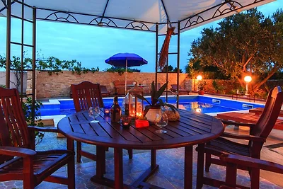 VILLA NATALIA PEROJ