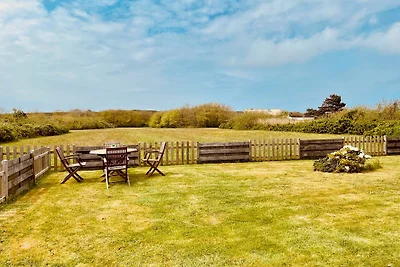 Beach Bungalow Lothar