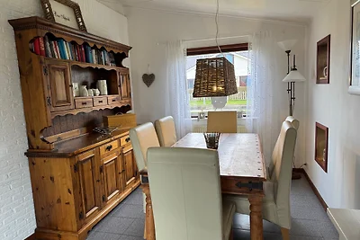 Beach Bungalow Lothar