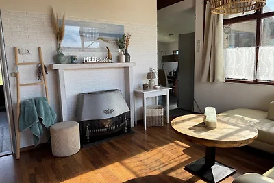 Beach Bungalow Lothar