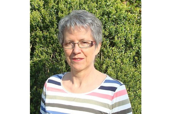 Frau G. Löhr Frau G. Löhr