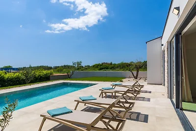 Villa Chiavalon