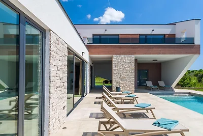 Villa Chiavalon
