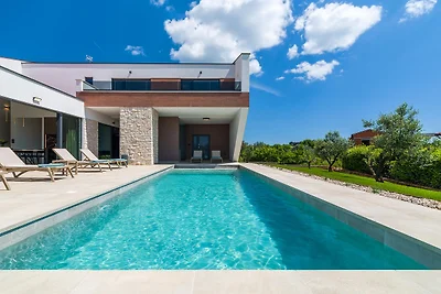 Villa Chiavalon