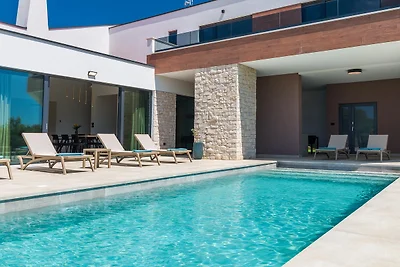 Villa Chiavalon