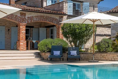 Villa Casa Villino mit Pool