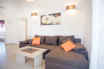 Ferienwohnung  Birikina 6 mit Pool
