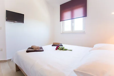 Ferienwohnung  Birikina 6 mit Pool