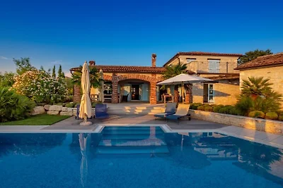 Villa Casa Villino mit Pool