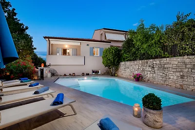 Ferienhaus Lidija mit Pool
