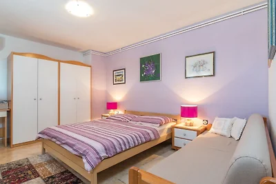 Ferienwohnung Natalia 1 mit Pool