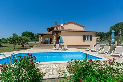 Villa Natura mit Pool