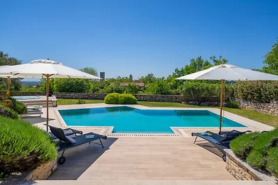 Villa Casa Villino mit Pool