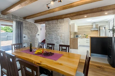 Casa Castello in posizione tranquilla