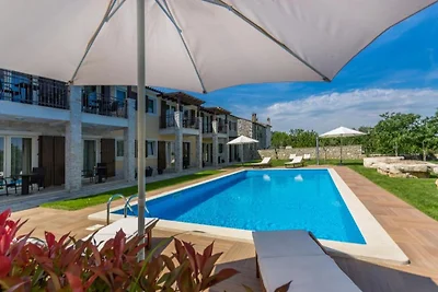Residence Daniela mit Pool