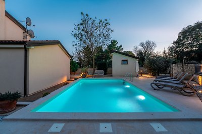 Villa Crystal mit Pool