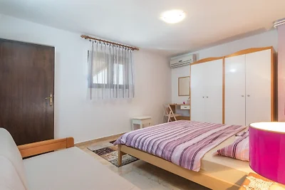 Ferienwohnung Natalia 1 mit Pool