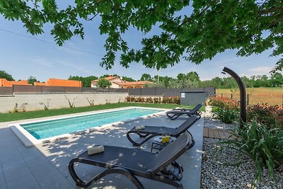 Villa Stefany mit Pool