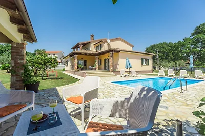 Villa Natura mit Pool