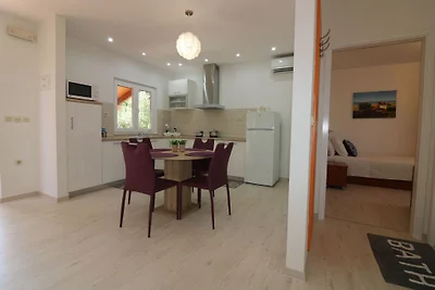 Ferienhaus mit Pool Melisa 56
