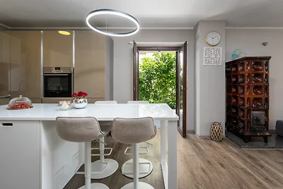 Ferienhaus Carla mit schönem Garten