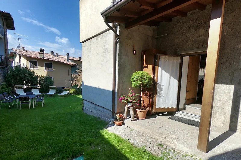 Zugang vom Haus in den Garten